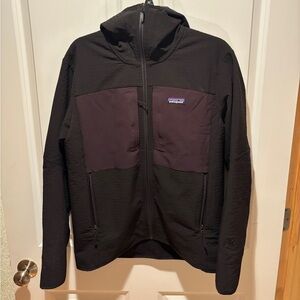 Patagonia Men's Medium BRAND NEW TechFace Hoody